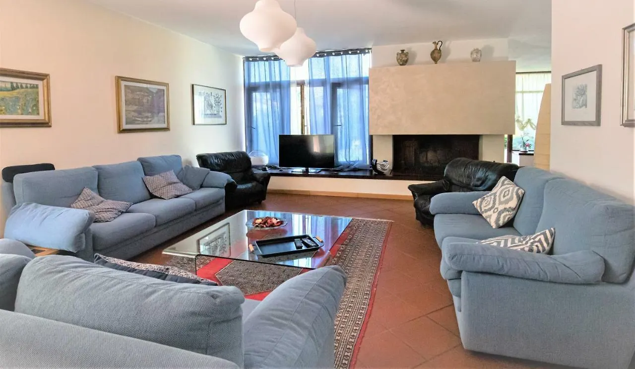 B&B Villa Apuana Marina Di Carrara 0*,  Italy